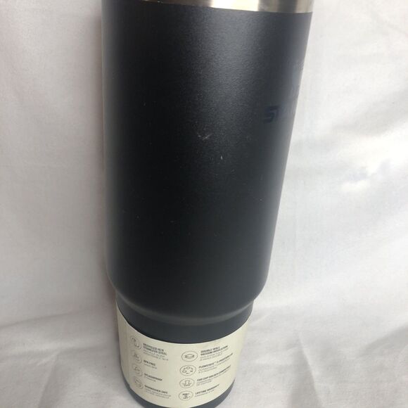 Stanley 30 oz Stainless Steel H2.0 Flowstate Quencher Tumbler Black NEW - Picture 7 of 9